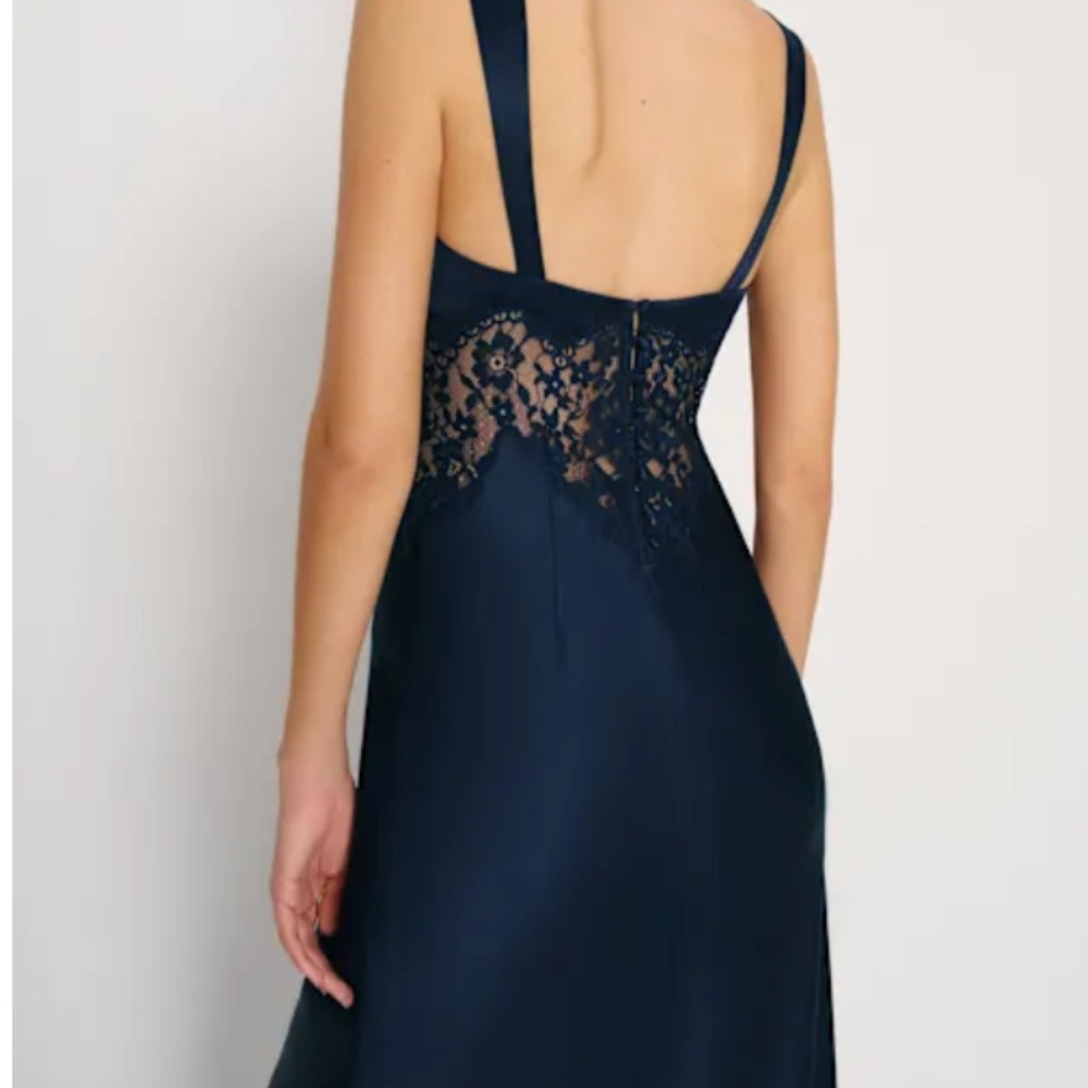 Reformation Evelyne Silk Lace Midi Dress - Picture 4 of 7